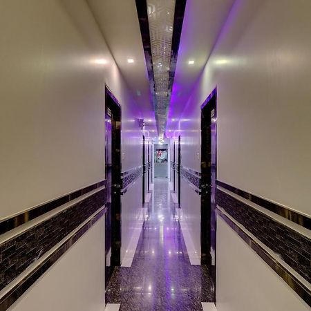 Hotel Magnet Terminal-2 Мумбаи Экстерьер фото